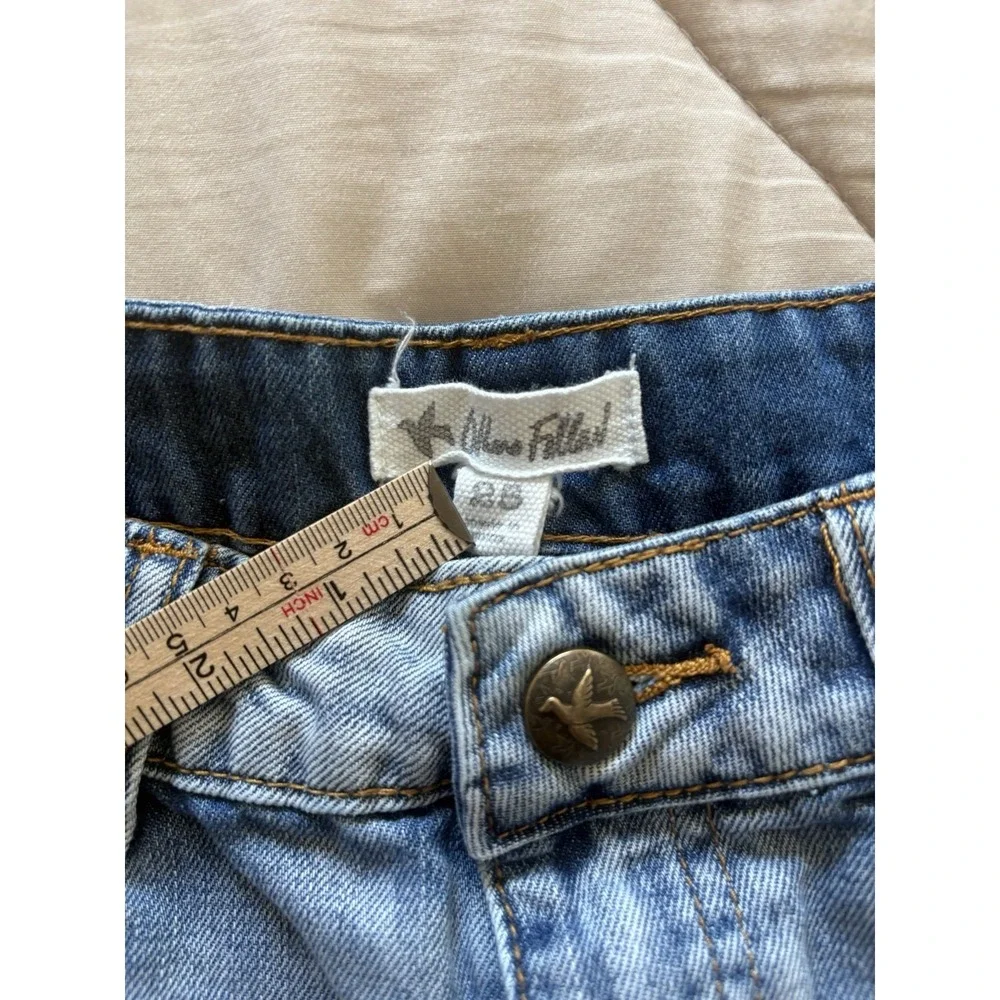 Others Follow Denim Cut Off Booty Floral Embroidered‎ Crochet Shorts Size 25